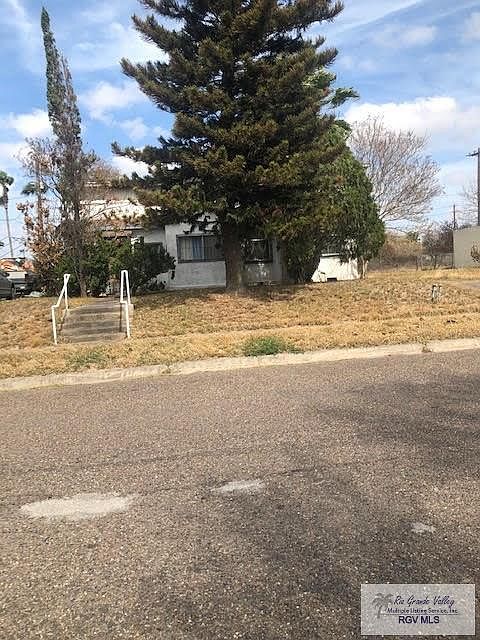 2nd image of 333 Avalon Dr #9