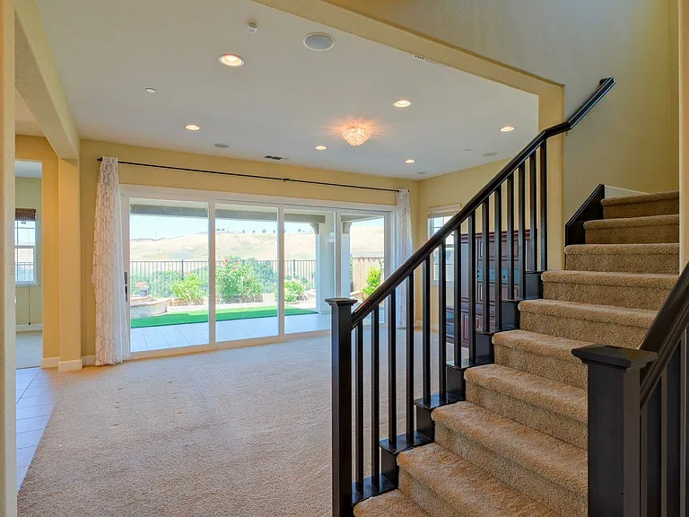 6536 Terrace Ridge Ct — Photo 3