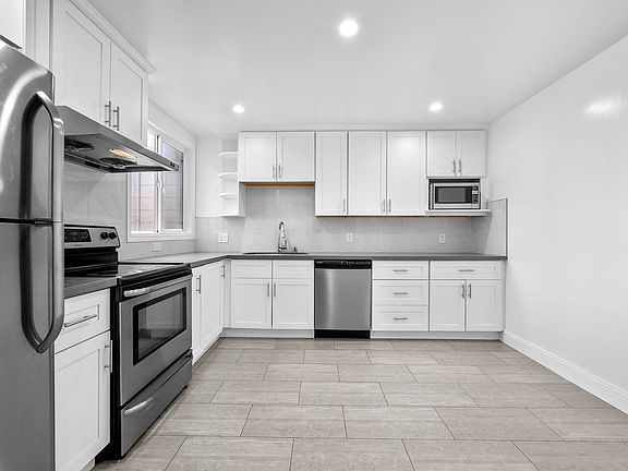 3rd image of 355 24th Ave APT 205