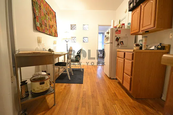 Rented by Bold New York | media 13