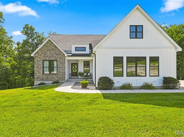 1 Greenview Ct, Troy, MO 63379