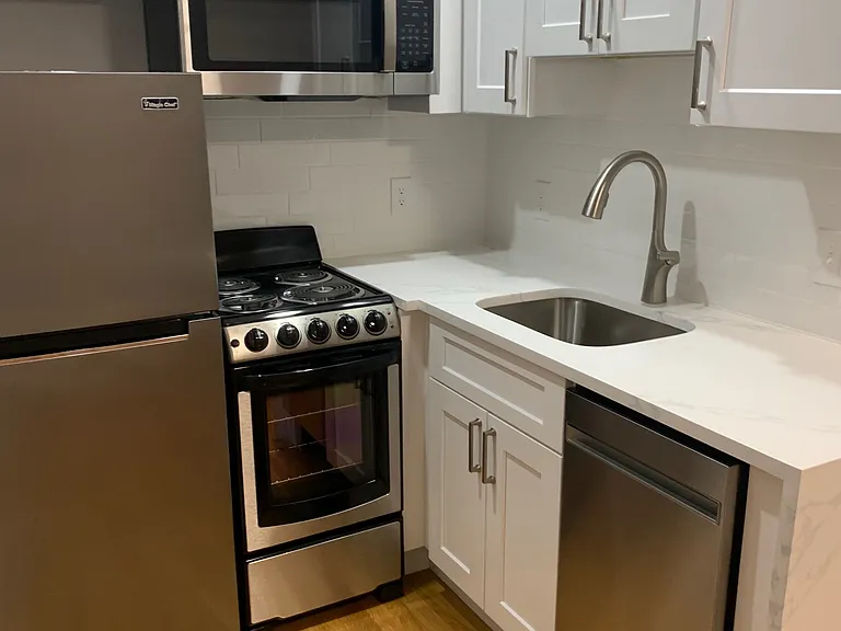 1455 Beacon Street — Photo 6