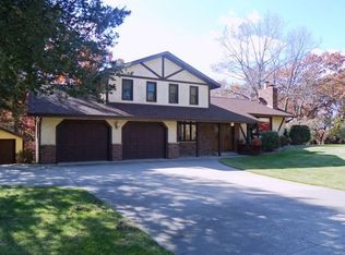 4023 Braellan Ln, Hazel Green, WI 53811