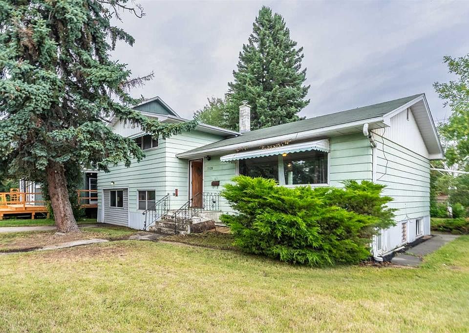 1st image of 2628 W Capitol Hill Cres NW