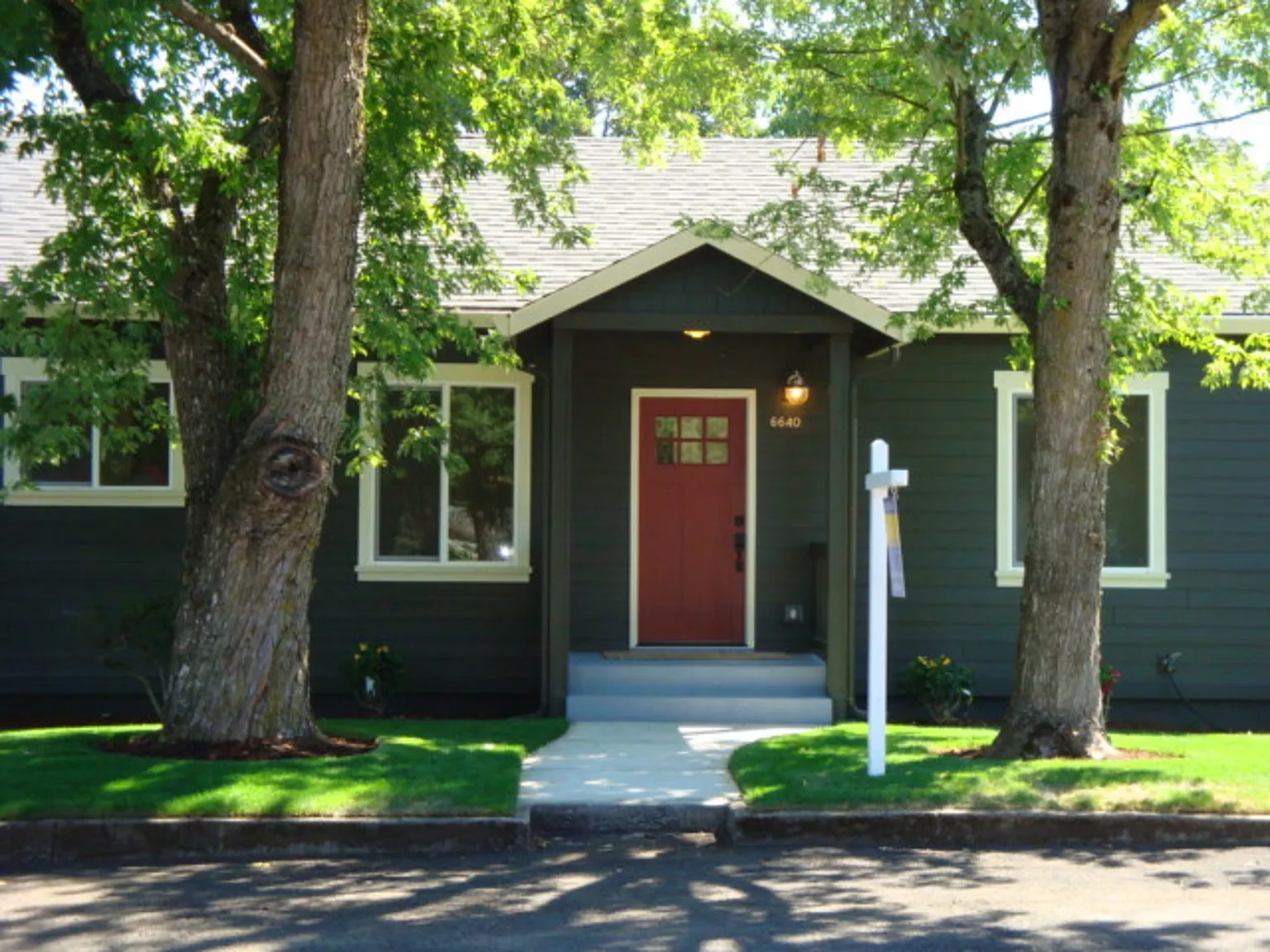 6640 SE 68th Ave photo 1