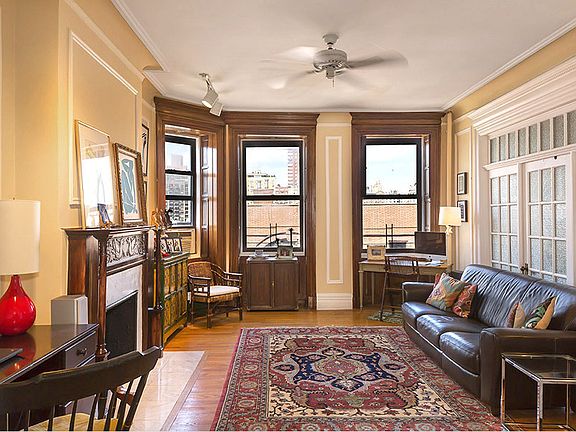 2nd image of 306 Columbus Ave #71