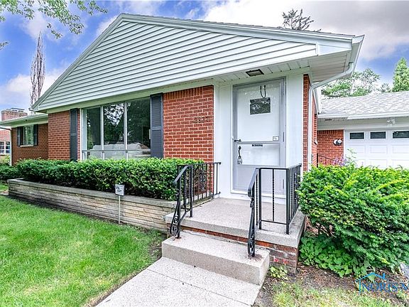 5th image of 2837 Strauss Ave