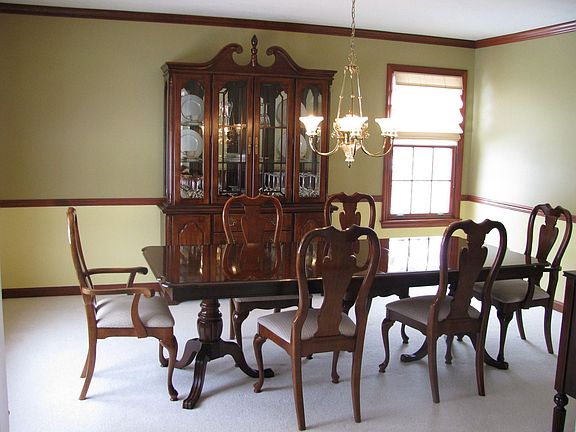 Extra Large Dining Room
