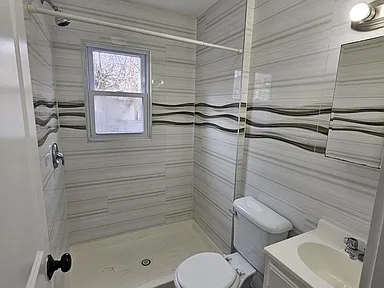 187-189 Vermont Ave #189 — photo 5 of 10