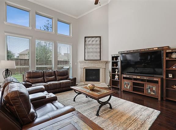 4th image of 9463 Amberwoods Ln