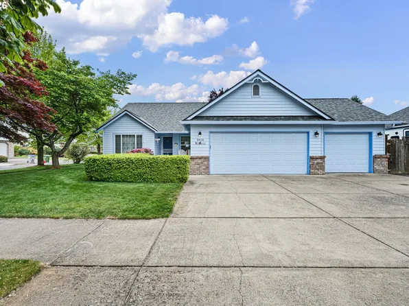 3928 Hyacinth St, Eugene, OR 97404