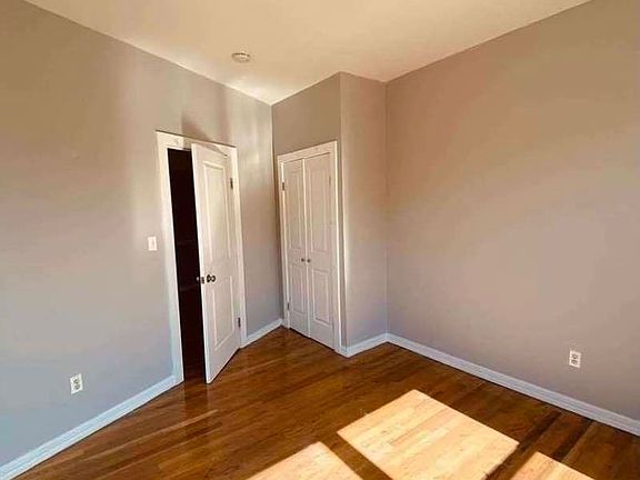 4th image of 459 Sterling Pl #2E