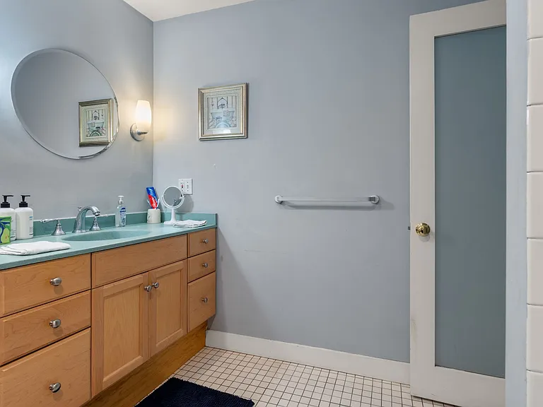 1200 Washington St #121 — Photo 20