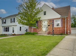 21411 Clare Ave, Maple Heights, OH 44137