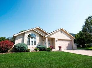 1005 Andrea Dr, New Lenox, IL 60451