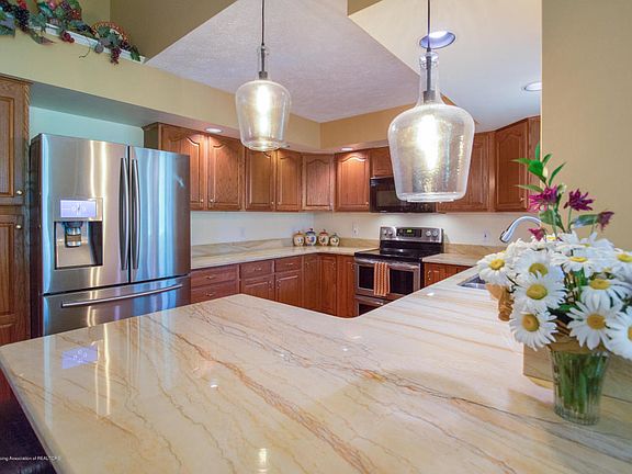 3rd image of 3409 Oakmont Dr