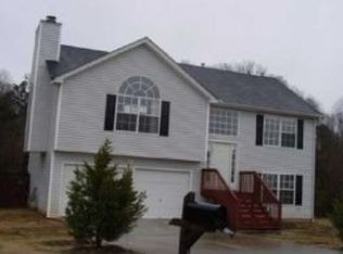 1126 Quail Hunt Dr, Riverdale, GA