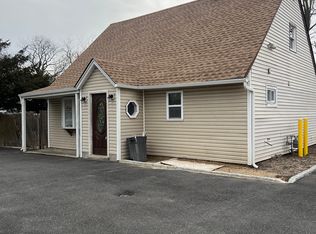 10 Janice Ln, Central Islip, NY 11722