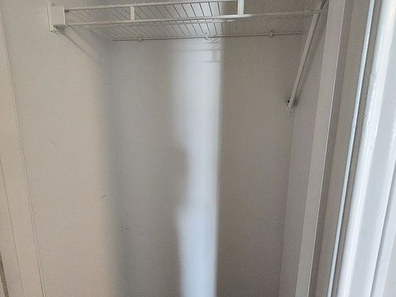 3rd image of 2400 1st St SW Unit D-4