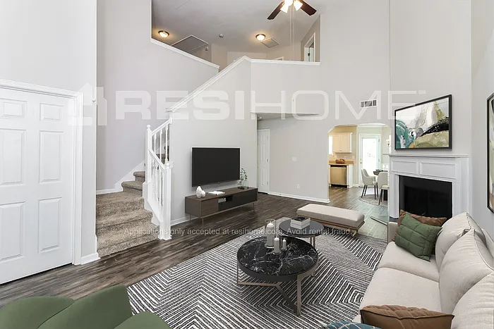 330 Wekiva Ct — Photo 5