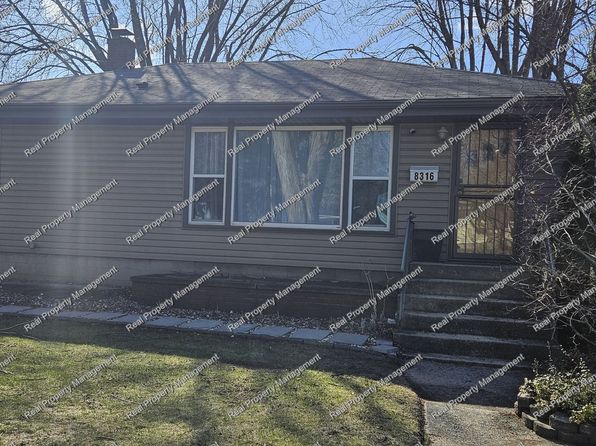 8316 Columbia Ave, Munster, IN 46321