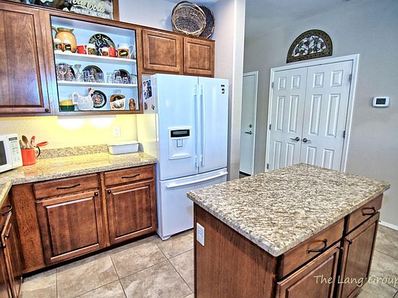 4_Kitchen to Pantry