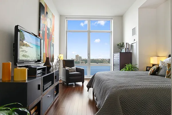 Rented by Corcoran | media 8