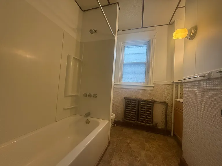 692 State St #1 — Photo 5