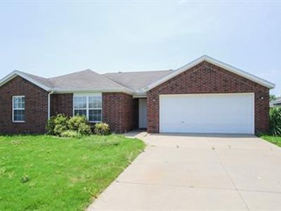906 Summitchase Rd, Bentonville, AR, 72712