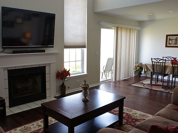 3rd image of 125 N Welwyn St