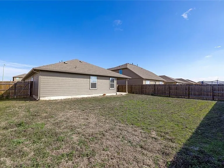 222 Camellia Dr — Photo 30