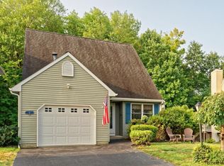 94 Cooks Ct, Waterford, NY 12188