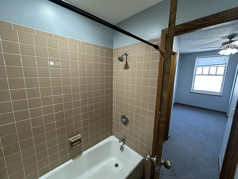 139 N 11th St #1004 — Photo 13