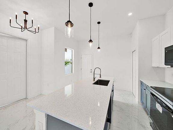 3rd image of 4766 Nelson Dr