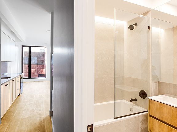5th image of 303 Wythe Ave #209