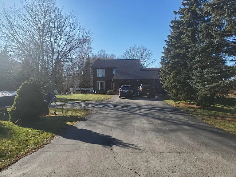 14 Sanderson Rd — Photo 20