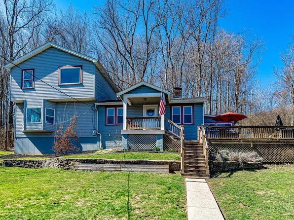 1963 Berkshire Rd, Cincinnati, OH 45230