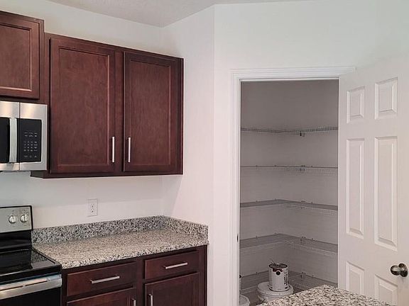 3rd image of 1079 Chase Austin Way