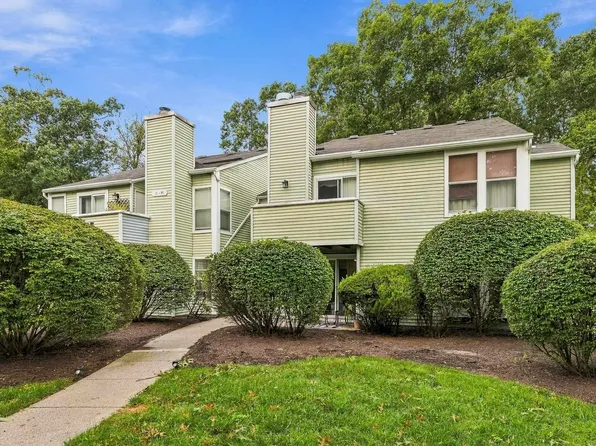 81 Pheasant Meadow Dr #31, Galloway, NJ 08205