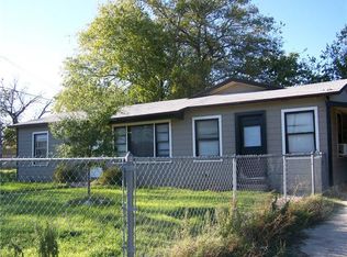 1911 Avenue C, Brownwood, TX 76801