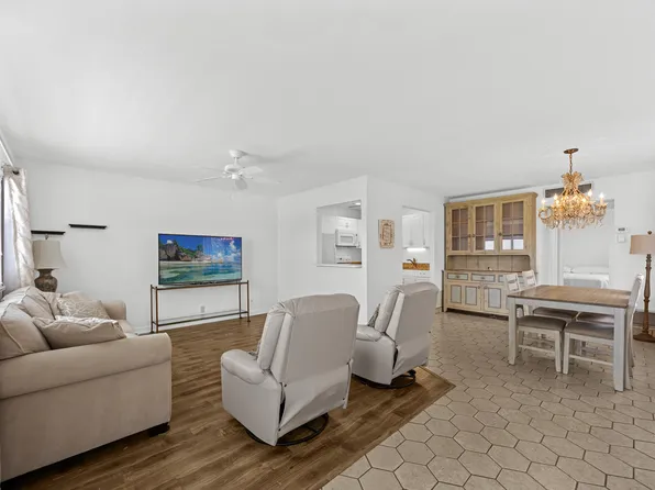 223 Tuscany D, Delray Beach, FL 33446