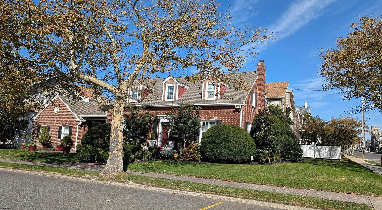 1 N Somerset Ave photo 1