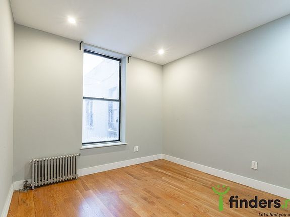 3rd image of 4240 Broadway #6F