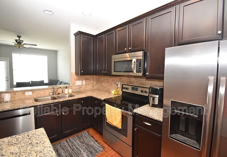 830 Cupola Dr — Photo 4