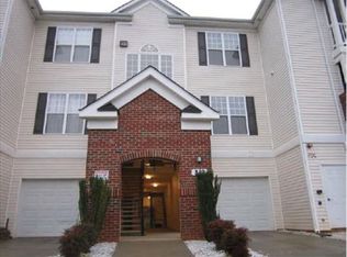 319 College Rd UNIT 204, Greensboro, NC 27410