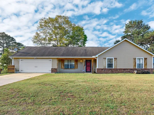 246 Blossom Dr, Ozark, AL 36360