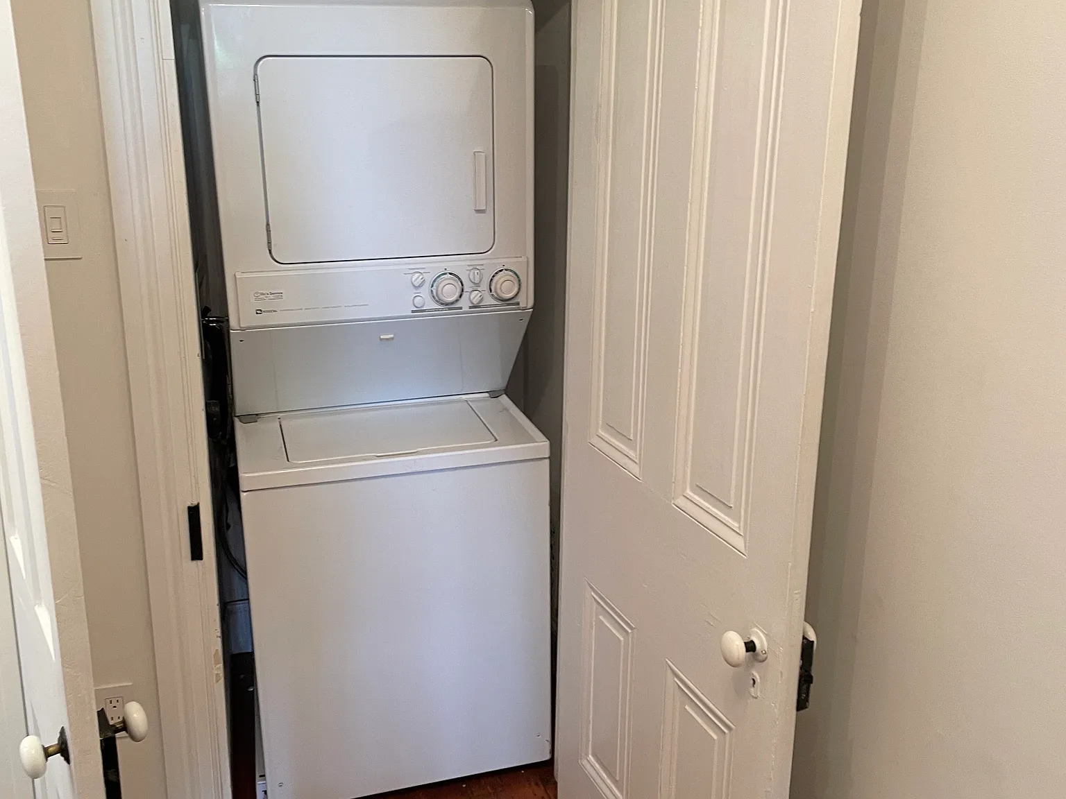 27 Dean St — Photo 4