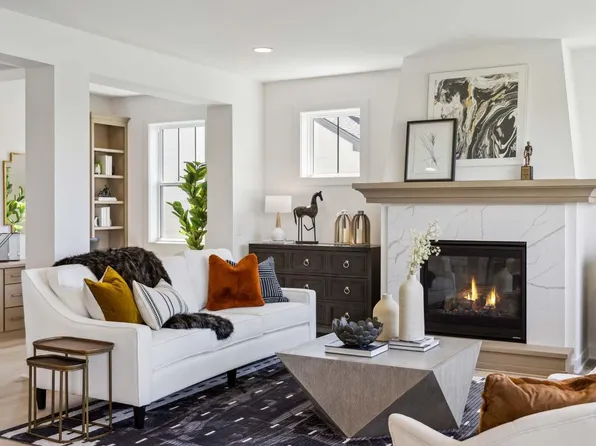 10334 Shadyview Ln N, Maple Grove, MN 55311