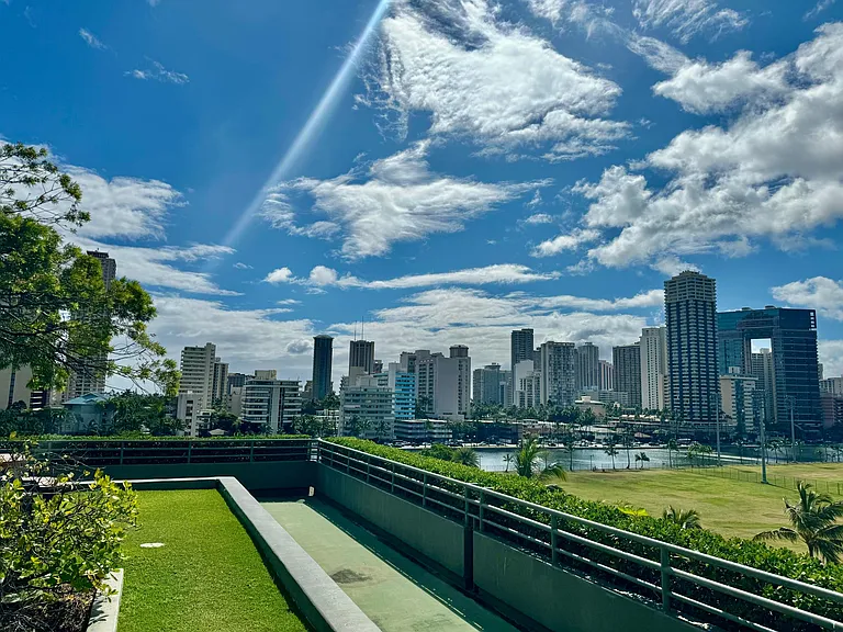 2333 Kapiolani Blvd #703 — Photo 18