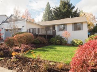 10325 SW Tarpan Dr, Beaverton, OR 97008